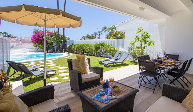 HomeForGuest Villa in Pasito Blanco, 8pax, BBQ, POOL, WIFI