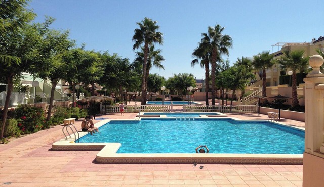 Homerez - Apt. Puerto Marino, pool
