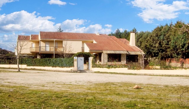 Homerez - House in Navaluenga