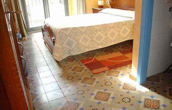 Hostal Adarnius in La Bisbal