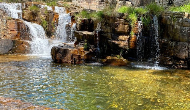 House with natural pools and boat for the canyons. in Capitólio