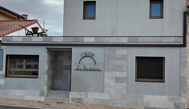 House with pool near senda viva and Bardenas reales