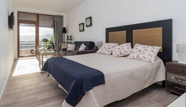 La Aparecida Tourist Lodging, set in a natural setting with fabulous views.