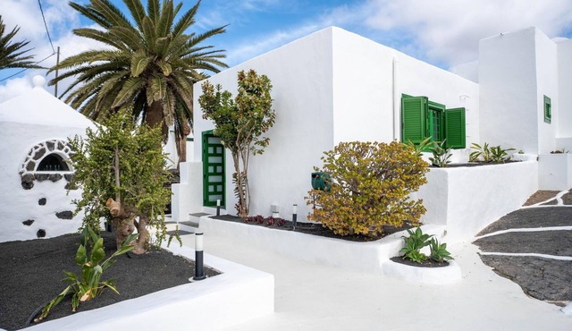 Lagar II by VillaGranCanaria