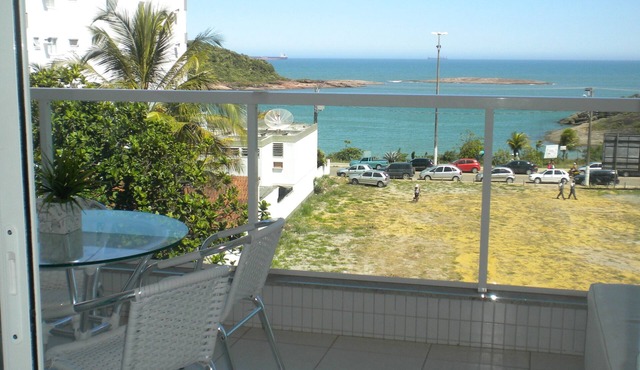 Large apartment facing beach Bacutia with 3 suites and gourmet balcony in Guarapari