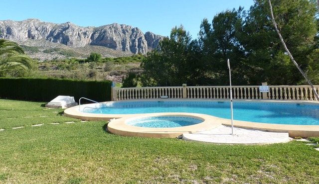 Light, Spacious with views of mountains and citrus groves