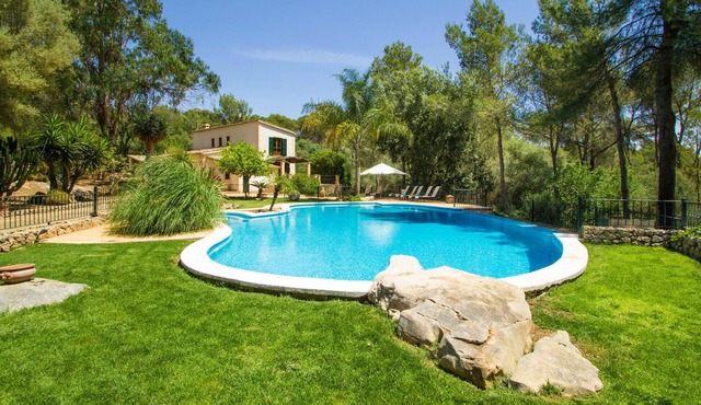 Luxurious home in Algaida with private swimming pool, can be inside or outside