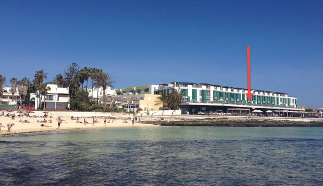 Luxury apartment directly on the beach, 200 m from old Corralejo harbour