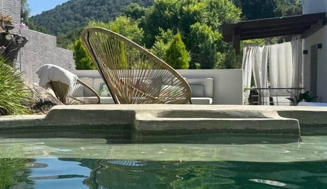 Luxury villa and nature in perfect harmony