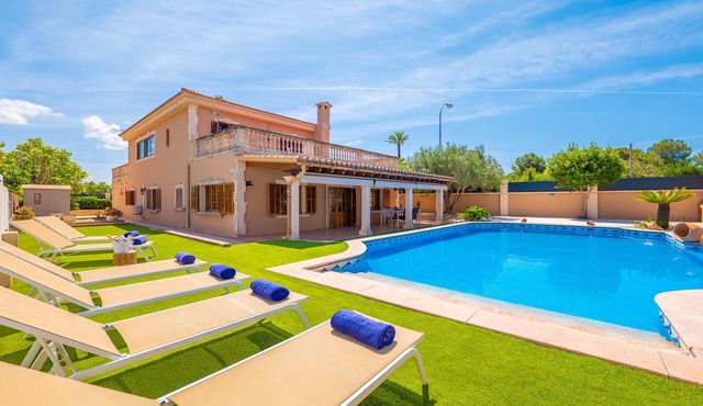MARINA BLAU - Fantastic villa with a private pool, just 5 minutes from the beach, with fre