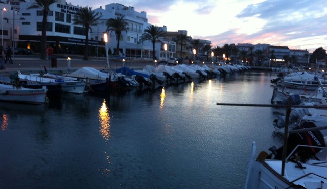Playa Grande to 50mts apartment with balcony/terrace Very bright all Furnished