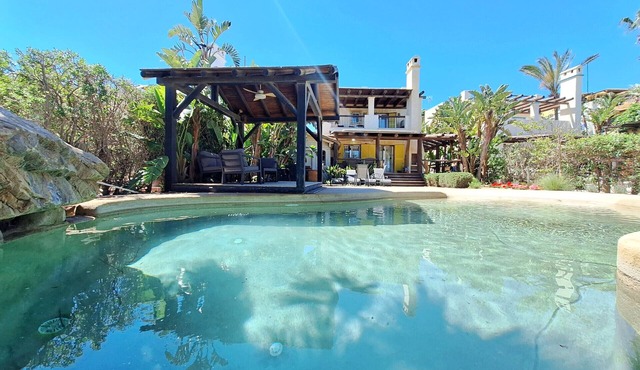 PM - Beachfront with private pool in Vera playa
