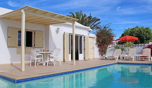 Private 3 Bedroom Villa, a short walk to the Promenade