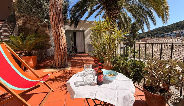 Recently renovated Duplex-Garden 50m Tamariu beach