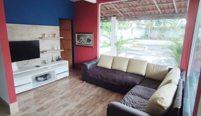 Refuge Paris – Spacious house with 5 bedrooms, swimming pool, very close to the beach. in Monte Gordo