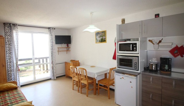 Renovated studio cabin for 4 near slopes with parking - Auris en Oisans in Auris