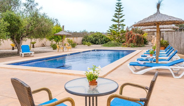 Sa Punta Ses Salines Holiday Home with Pool and Wi-Fi
