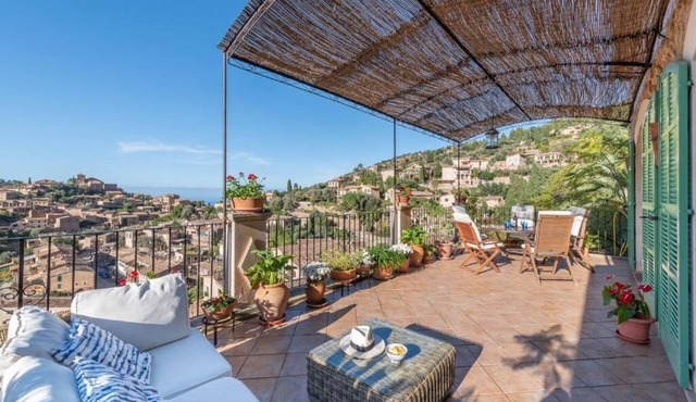 SA VOLTA DE CA NóLIVER DEIA Villa with New Pool & Sea and Mountain Views