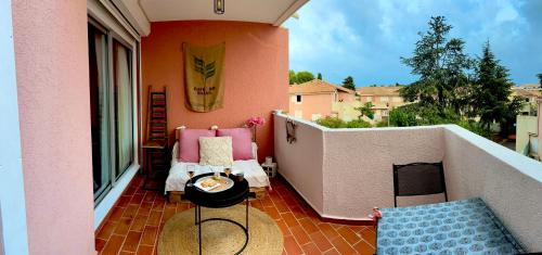 SETE, Studio Cabine,proche mer , Clim, Wifi, parking privé in Sète