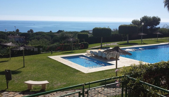 Spacious Apt, Large Terrace Overlooks Pool, Uninterrupted Panoramic Sea Views