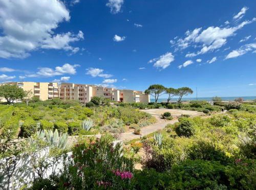 Studio cabine avec vue mer, 30m de la plage, parking. Wi-Fi et linge en option. - FR-1-338-542 in Sète
