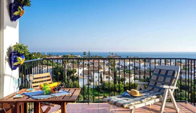 Stunning Mediterranean View Top-Floor Apartment El Faro