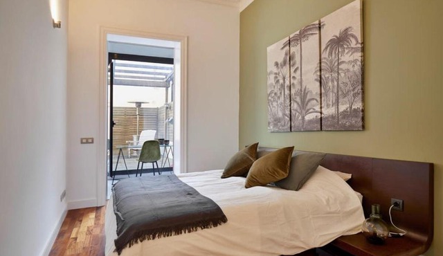 The Collection Barcelona - Classy 3BD - 2BTH with private patio in Eixample