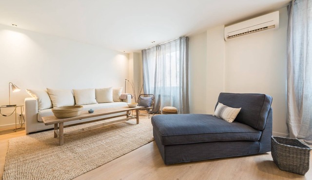 The Double Loft | Designer Loft for 4 Next to Atocha