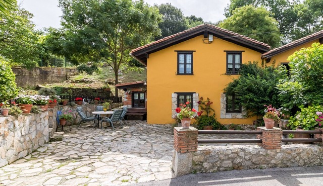 The Postman's Cottage in Camijanes