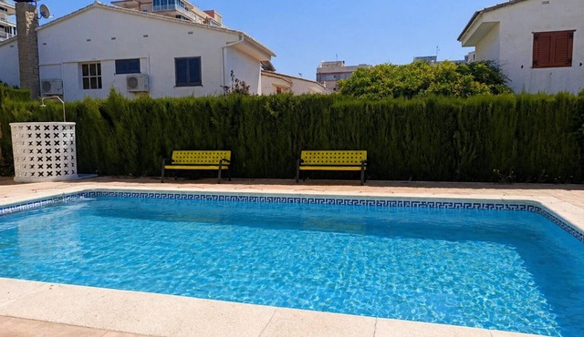 Townhouse with pool in Benicasim 400 m from El Torreon beach