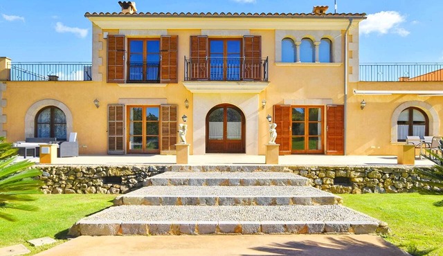 Tranquil Binissalem Country Home with Pool