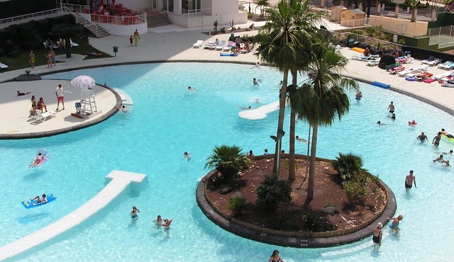 VACANZA COMPLEX (Levante Beach) Apartment on a luxury complex. in Benidorm