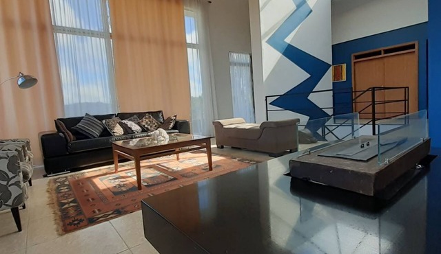 VI FARM TYPE HOUSE AT Juiz de Fora AIRPORT - inside the city
