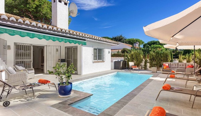 Villa Auspana - Three Bedroom Villa, Sleeps 6