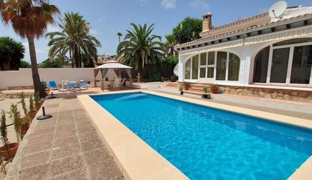 VILLA MIKAELA, PETS ALLOWED in VC
