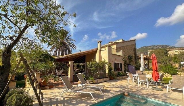 Villa " Son Reina " Idyllic vacation home with pool