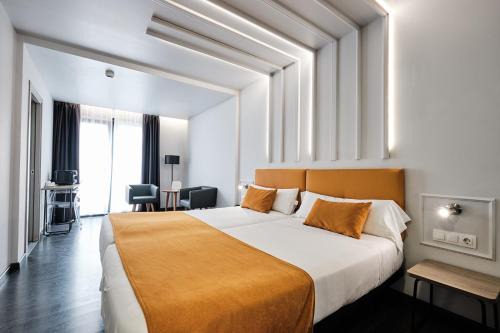 Oca Puerta Del Camino Hotel 