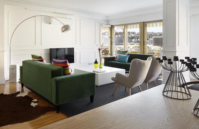 Playa de La Concha 4 by FeelFree Rentals
