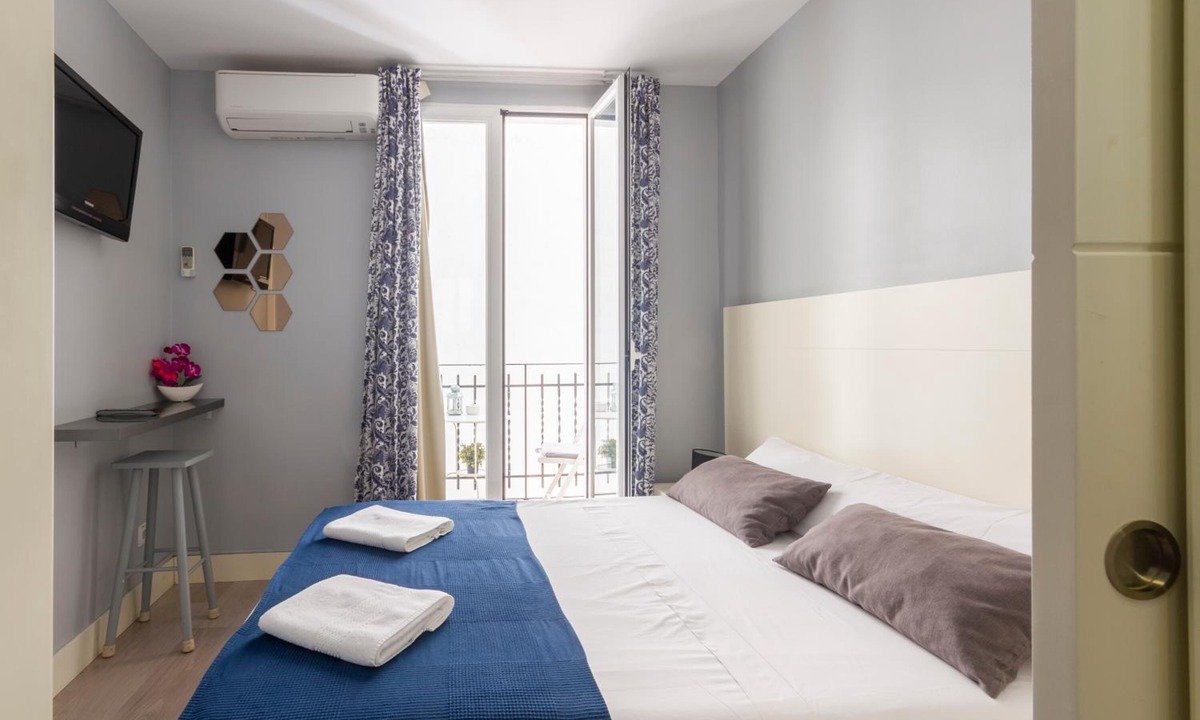 Pacifico House | 8Rooms Madrid