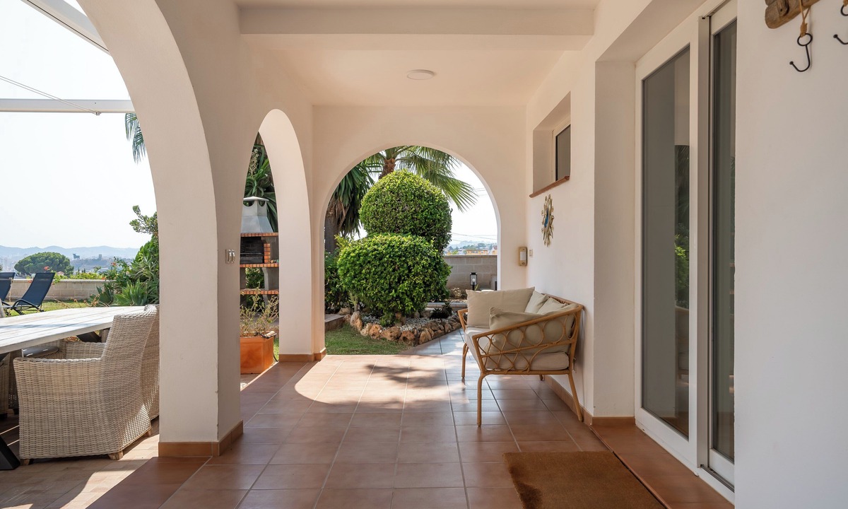 Torreblanca Villa | Spacious 3BR Villa with pool and views