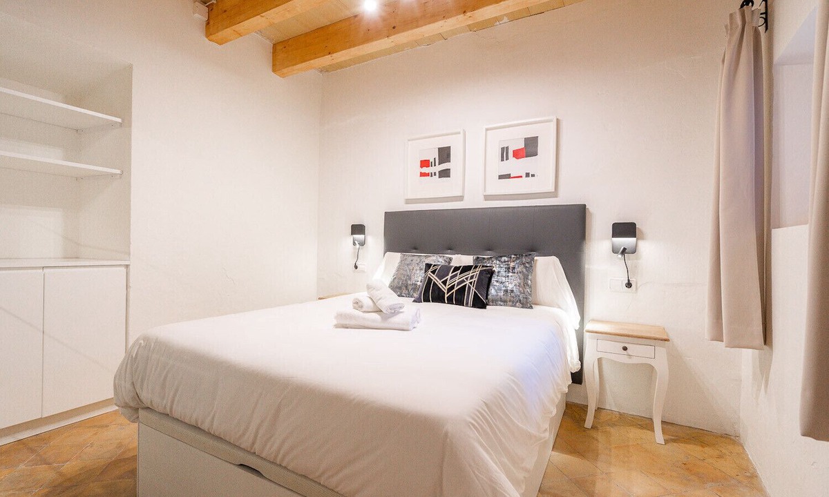 Cort Apartment | VINTAGE PALMA PALACE (SUPERIOR 3) by Priority