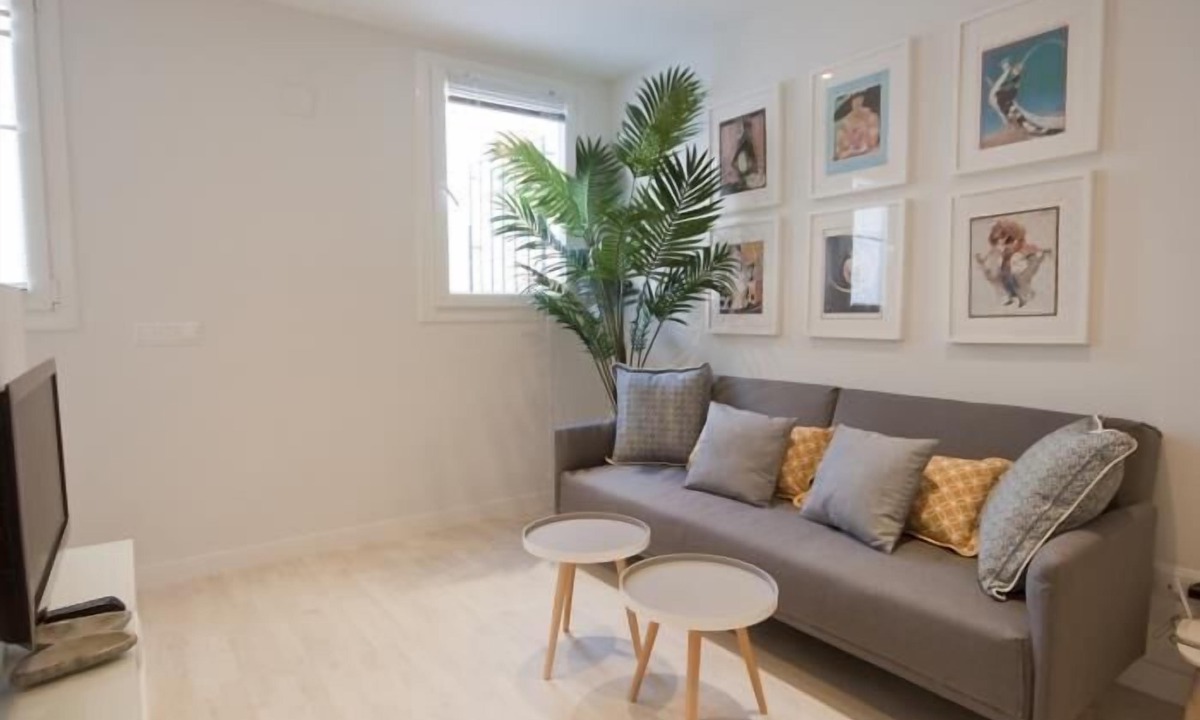 Golden Triangle of Art Apartment | Deluxe Loft By The Prado Museum