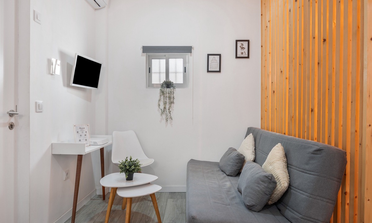 Jerez de la Frontera Apartment | Apartment 'Casa Abuela Maria' with Private Terrace and Wi-Fi
