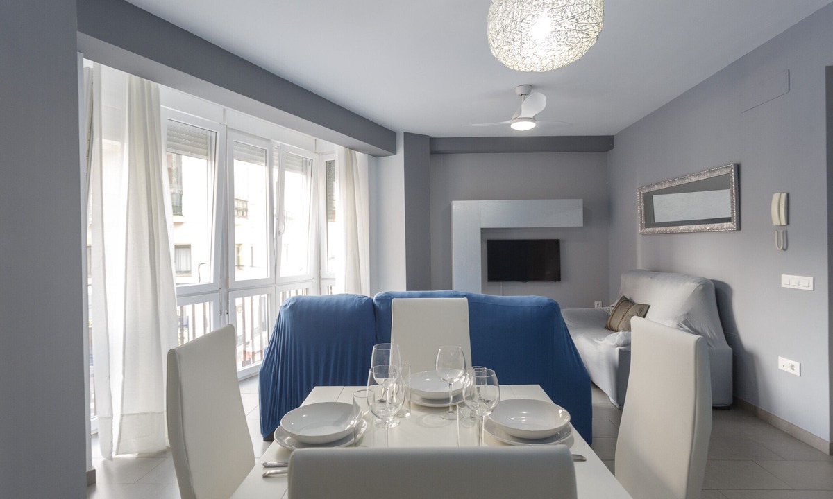 Cadiz Apartment | PUERTA del MAR Family Home by Cadiz4Rentals