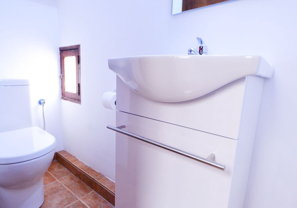 Photo of Bathroom in La Llotja-Born