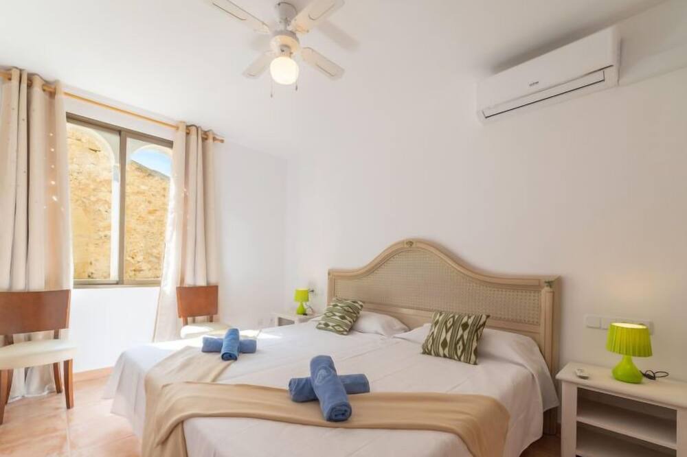 Photo of Bedroom in Costitx