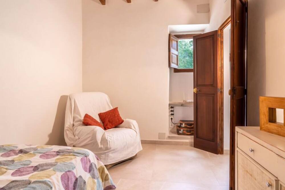 Photo of Bedroom in Costitx