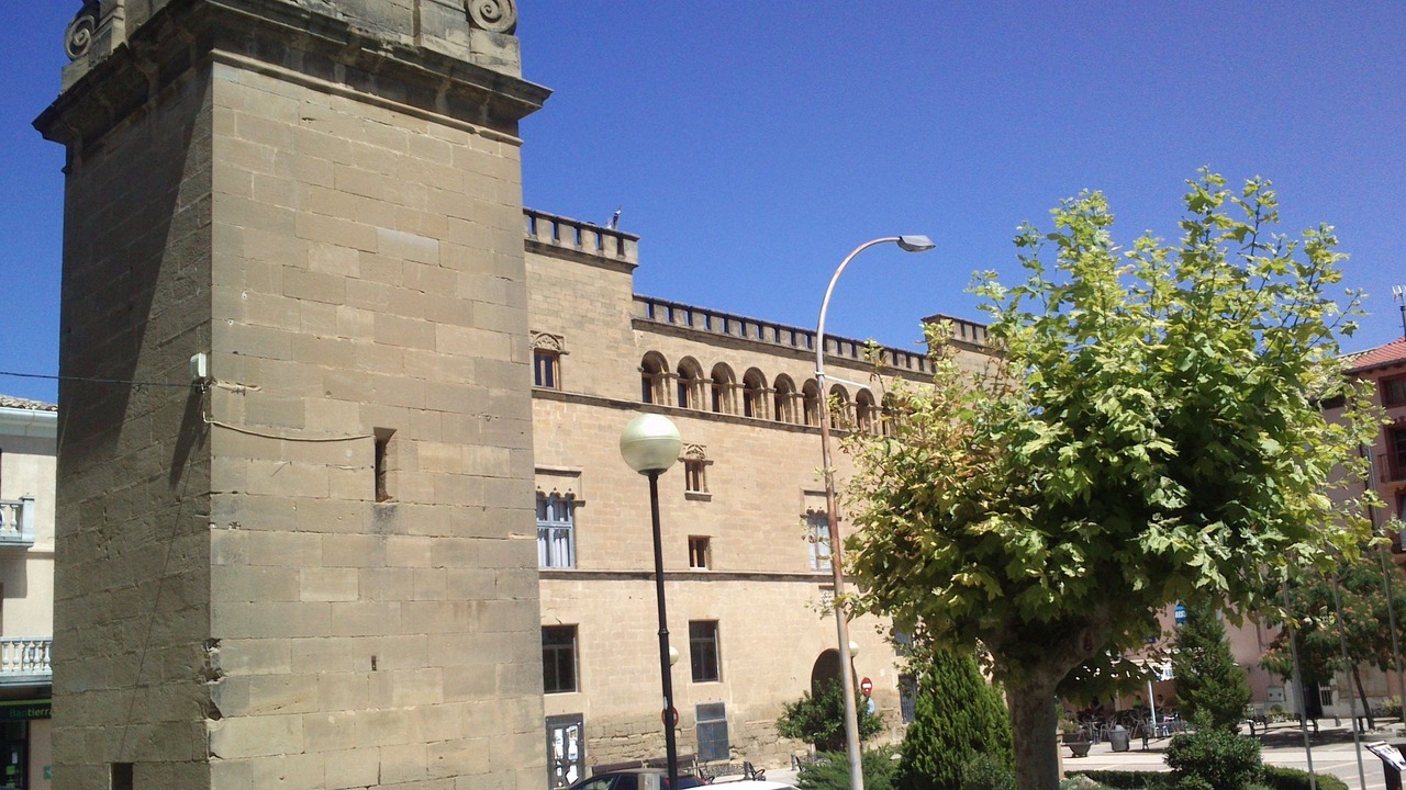 Photo of Others in Ayerbe