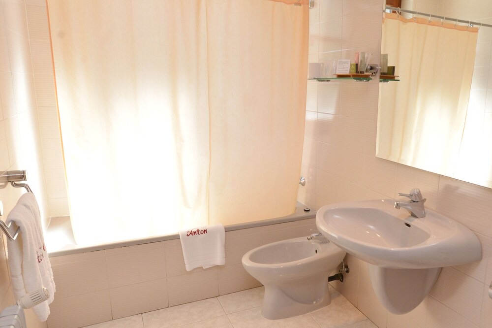 Photo of Bathroom in Benasque