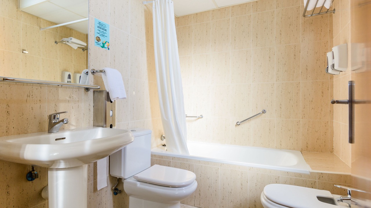 Photo of Bathroom in Cuarte de Huerva